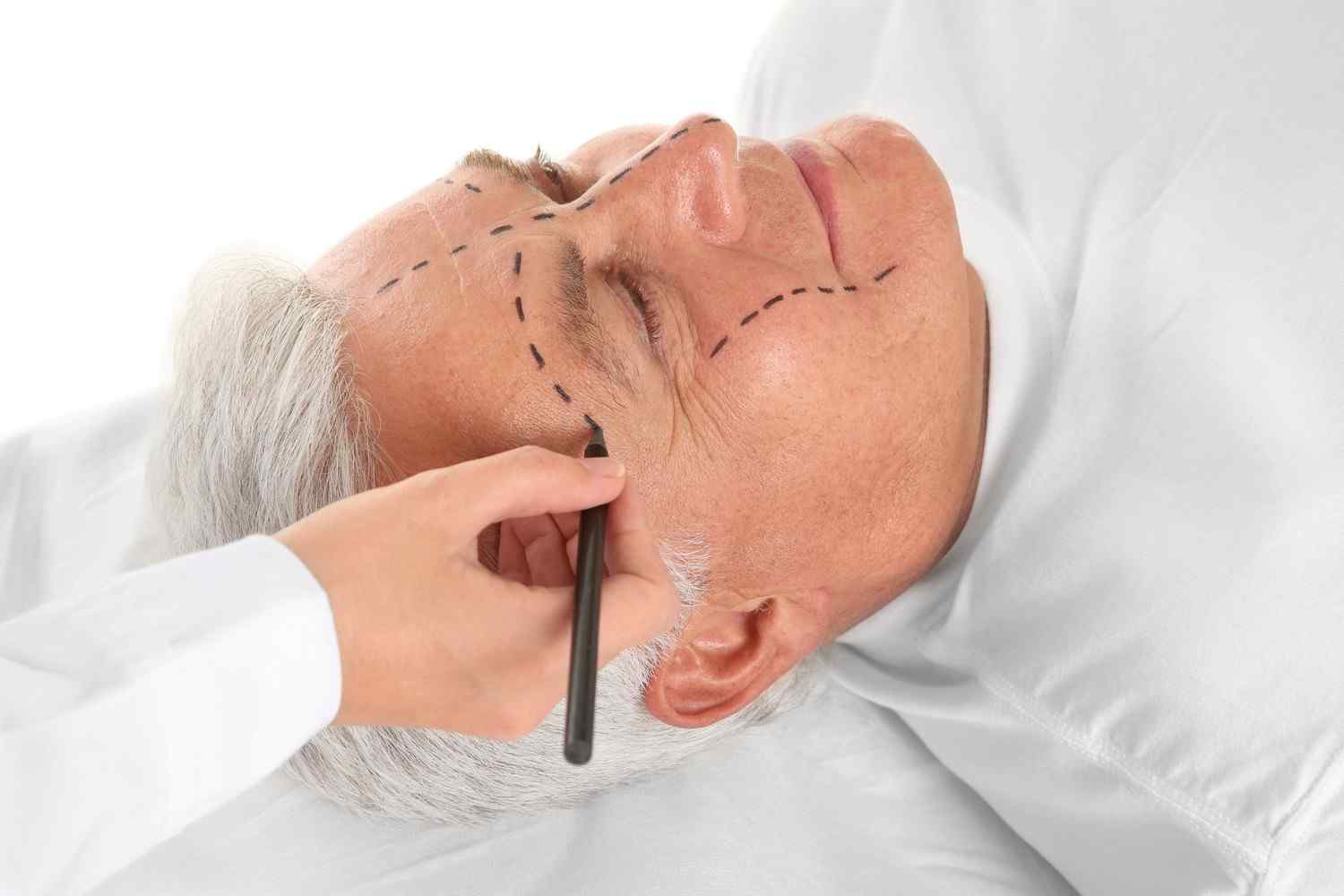 https://www.drgharbinedra.com/wp-content/uploads/2017/08/cosmetic-surgery-blog-03-1.jpg